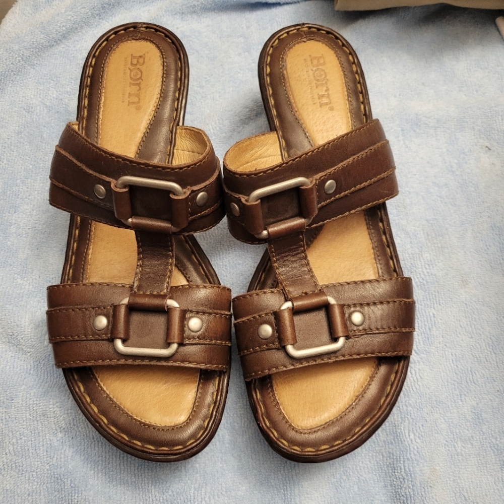 Born Brown Leather Sandal Wedges Women's Size 7.